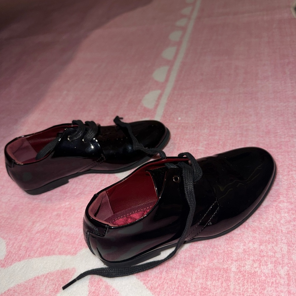 Dolce & Gabbana Black Patent Kids Lace-Up Dress Shoes with Wine Interior
